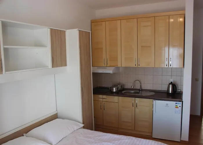 Studio Zavode 11786a *
